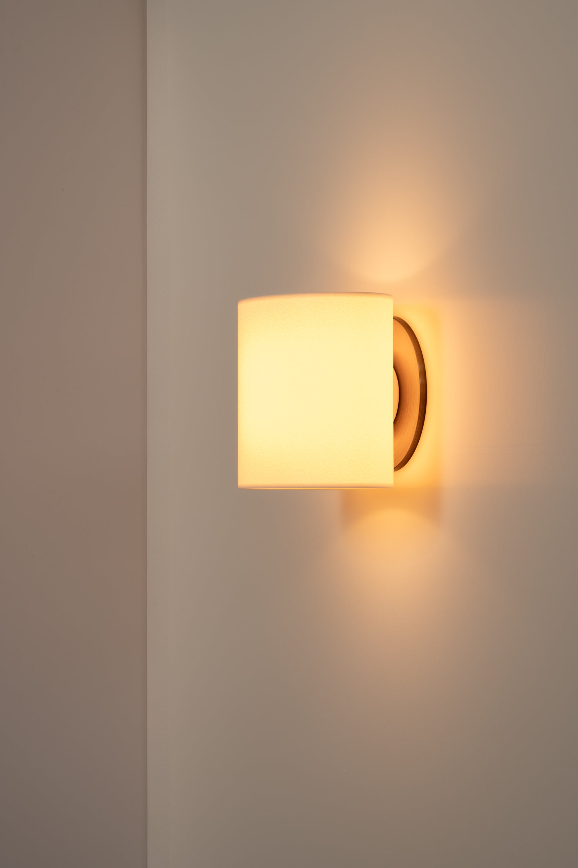 OV 01 Sconce