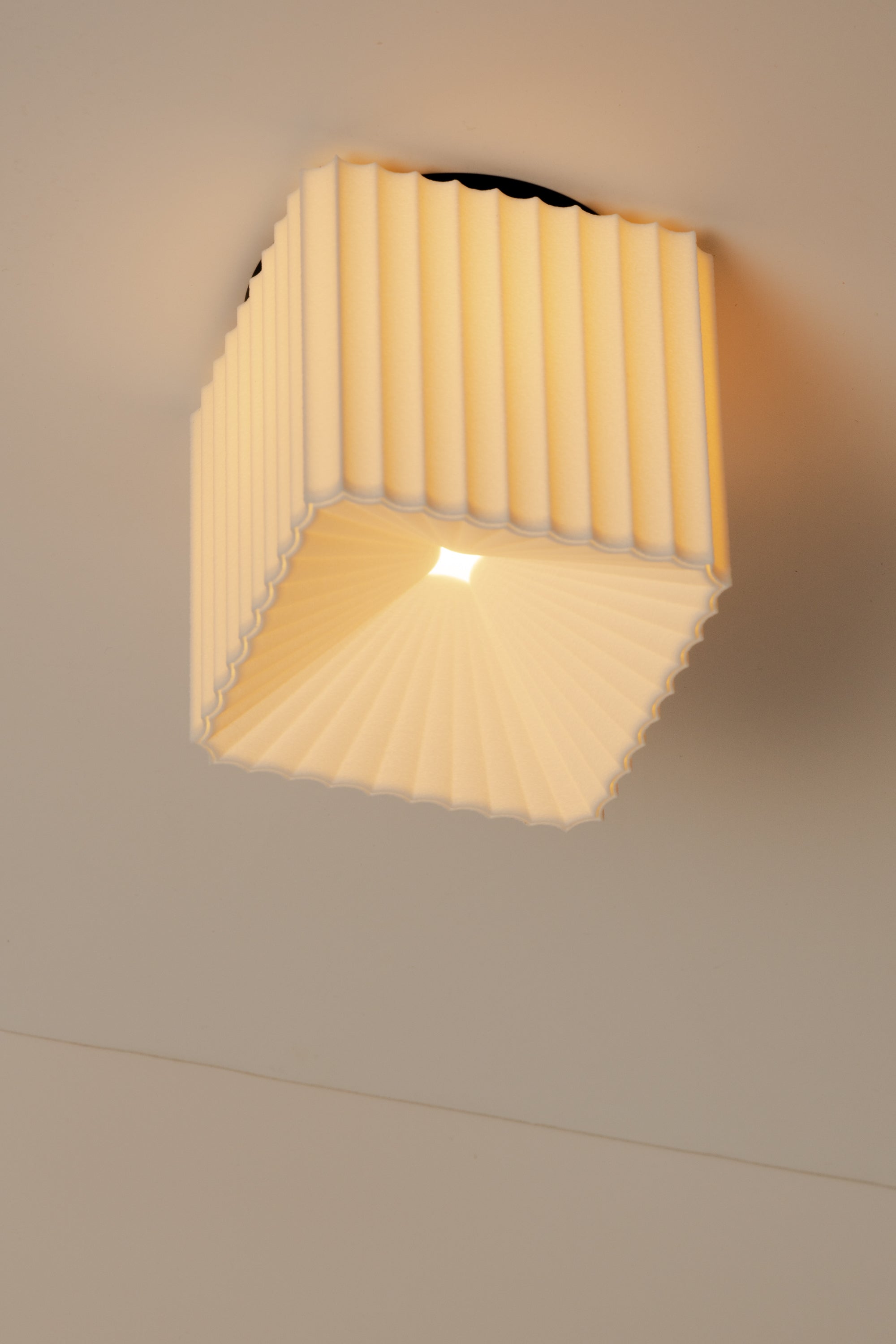 SQ 02 Flush Mount