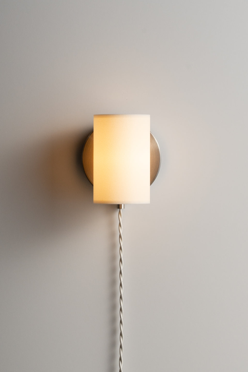 CY Sconce Wired Plug-in