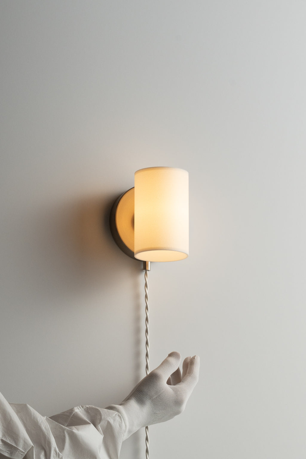 CY Sconce Wired Plug-in