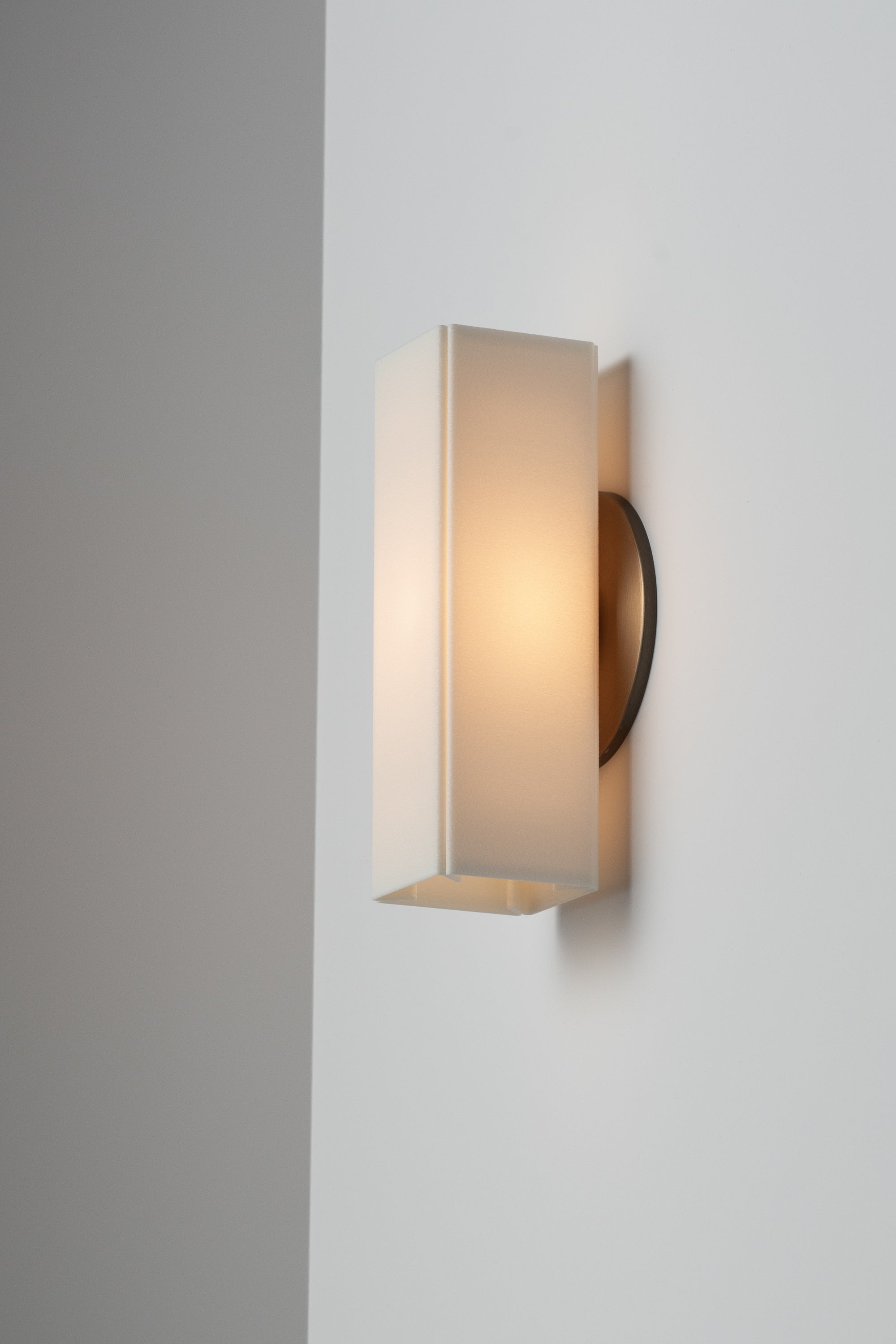 LOIR Sconce
