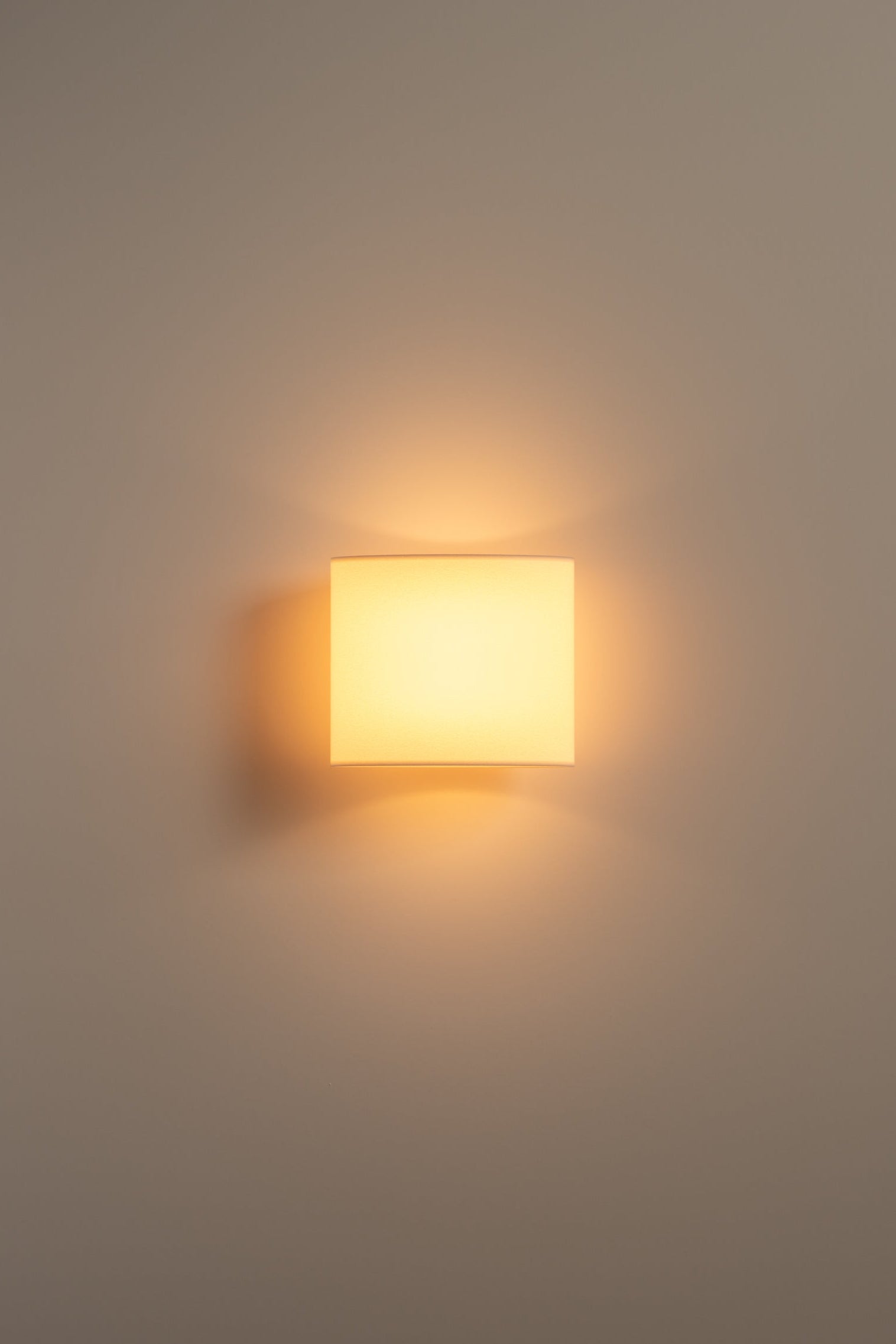 OV 01 Sconce