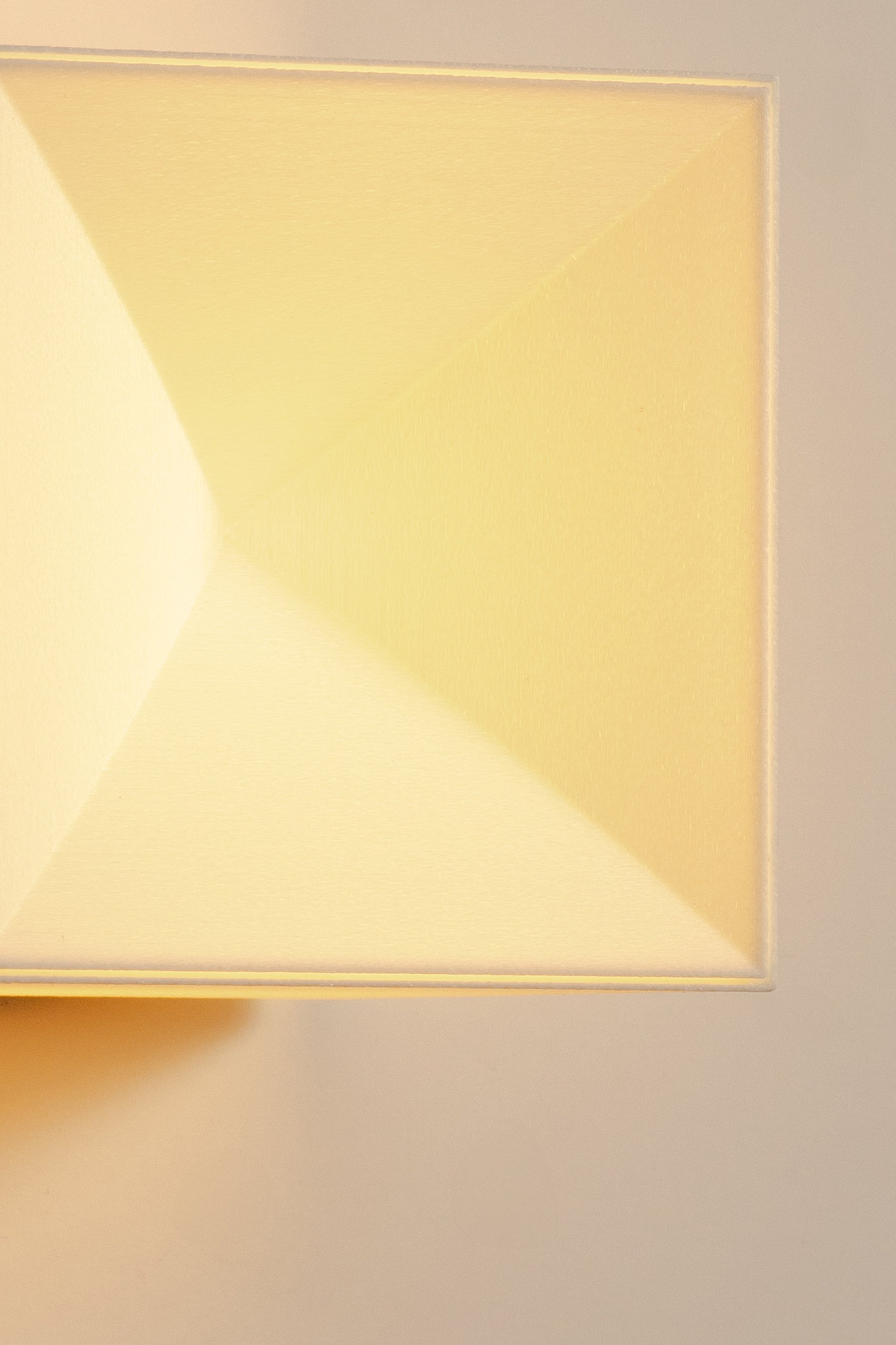 Lahm 08 Sconce – HUMANHOME
