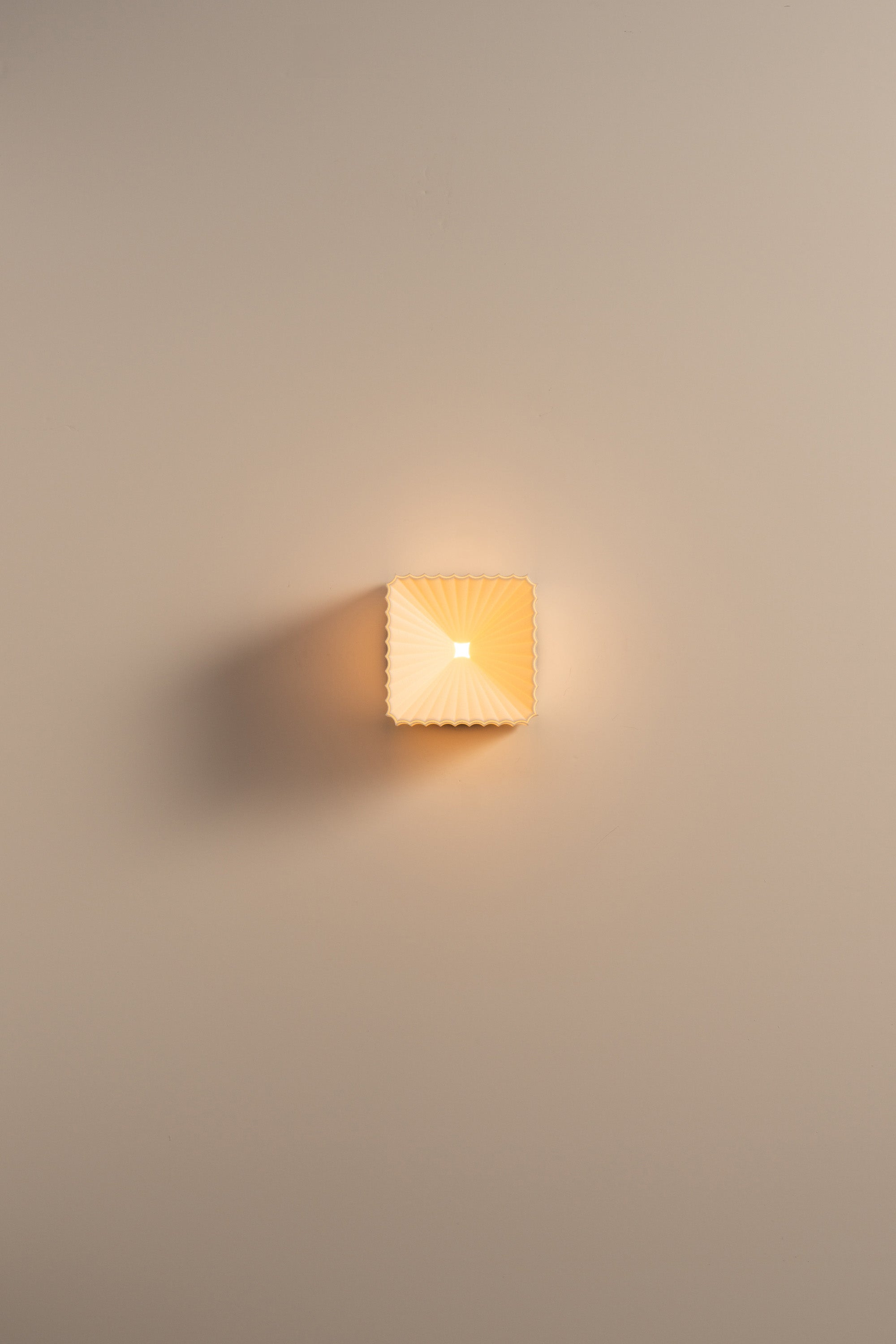 SQ 02 Sconce