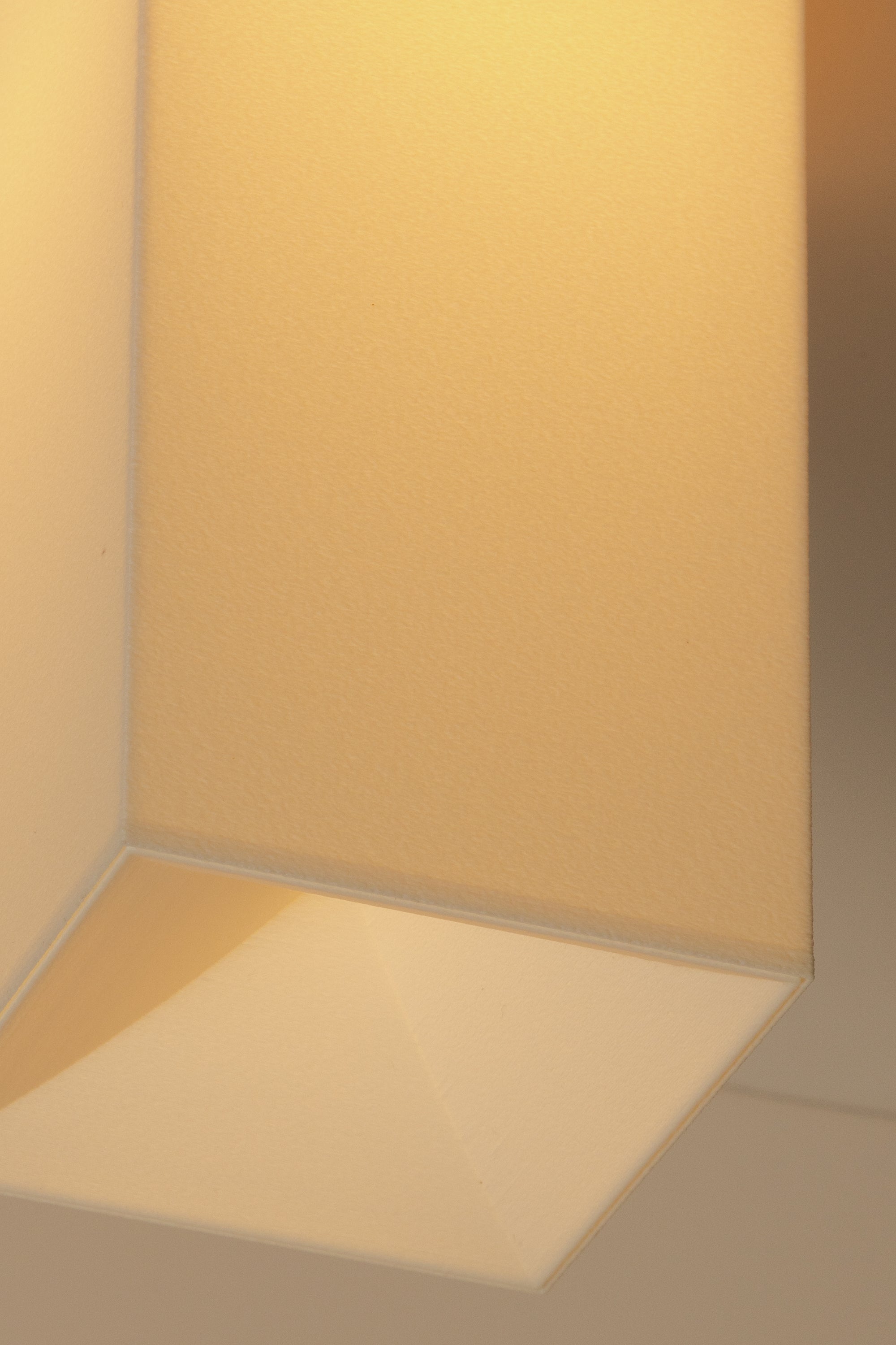 Lahm 08+ Flush Mount