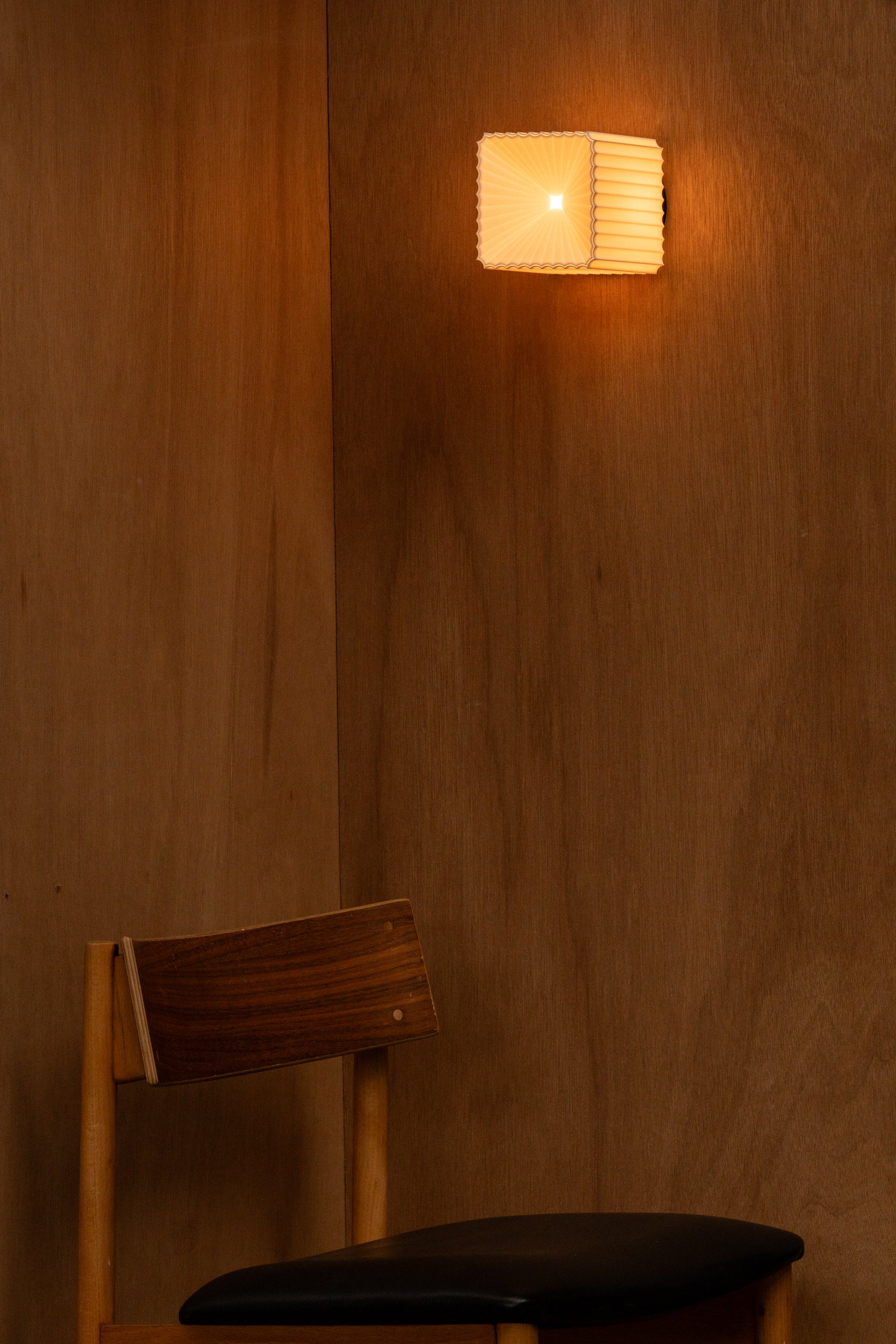 SQ 02 Sconce