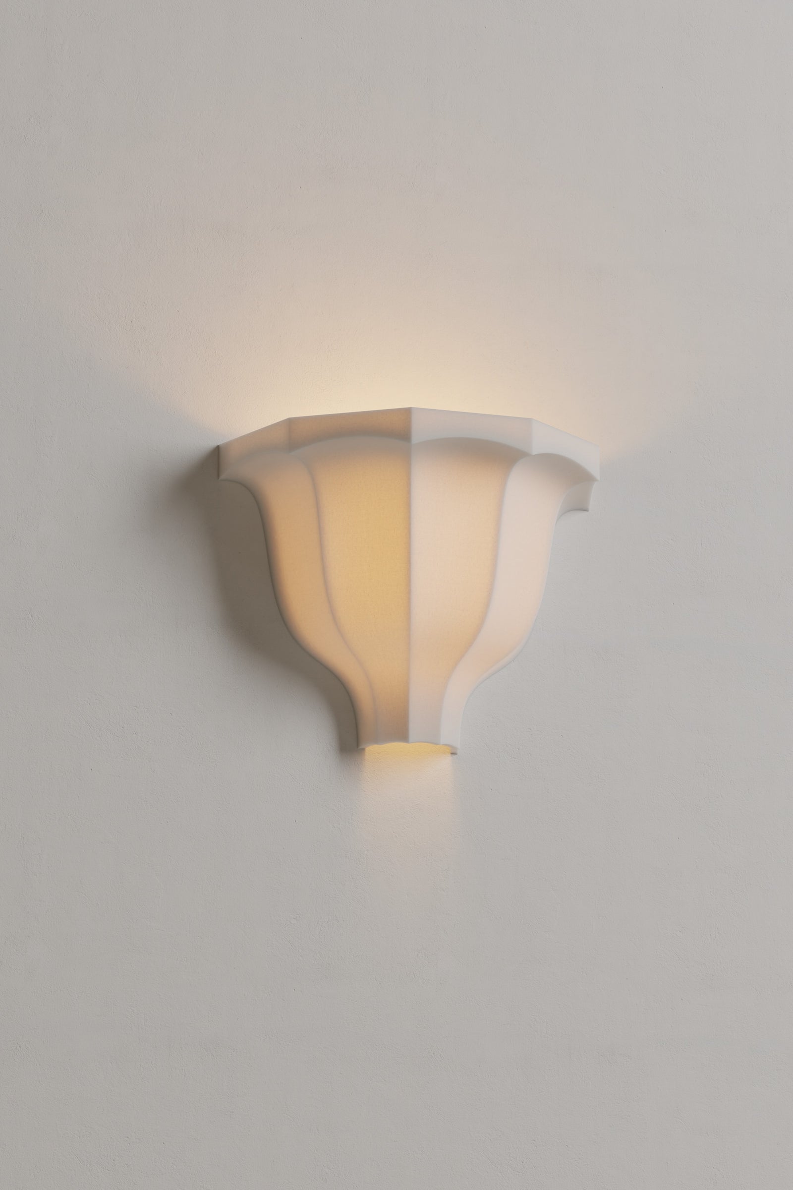 GIO Sconce