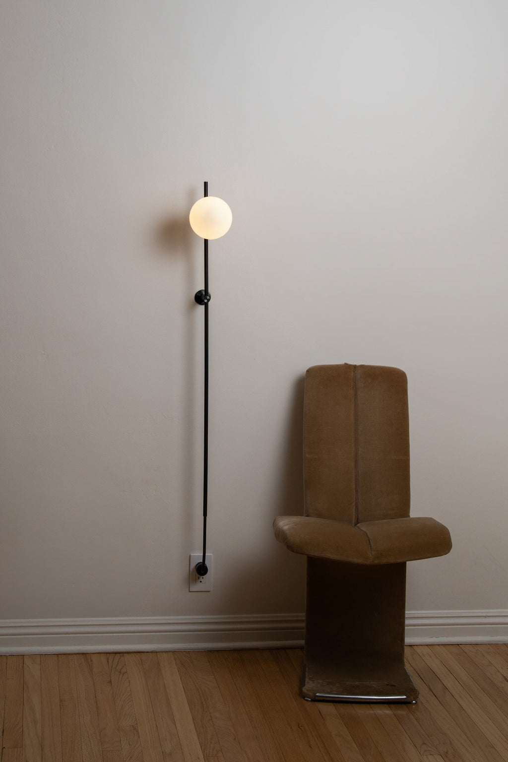 ODE Touch Plug Lamp