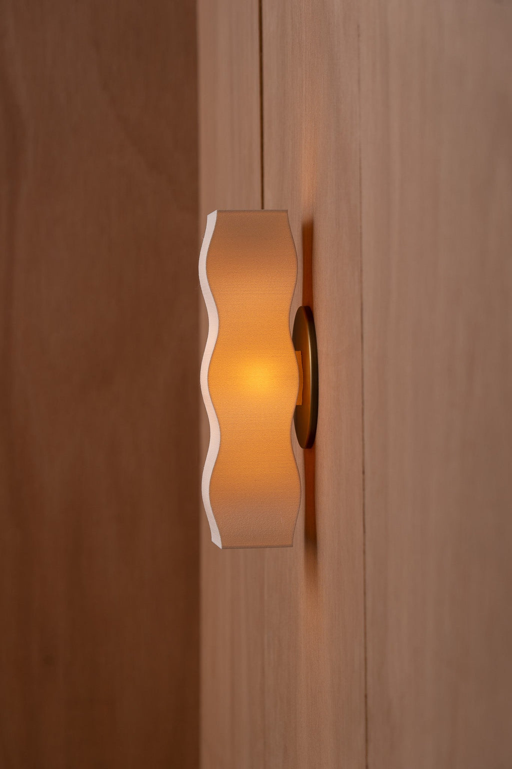 Totem Sconce - HUMANHOME